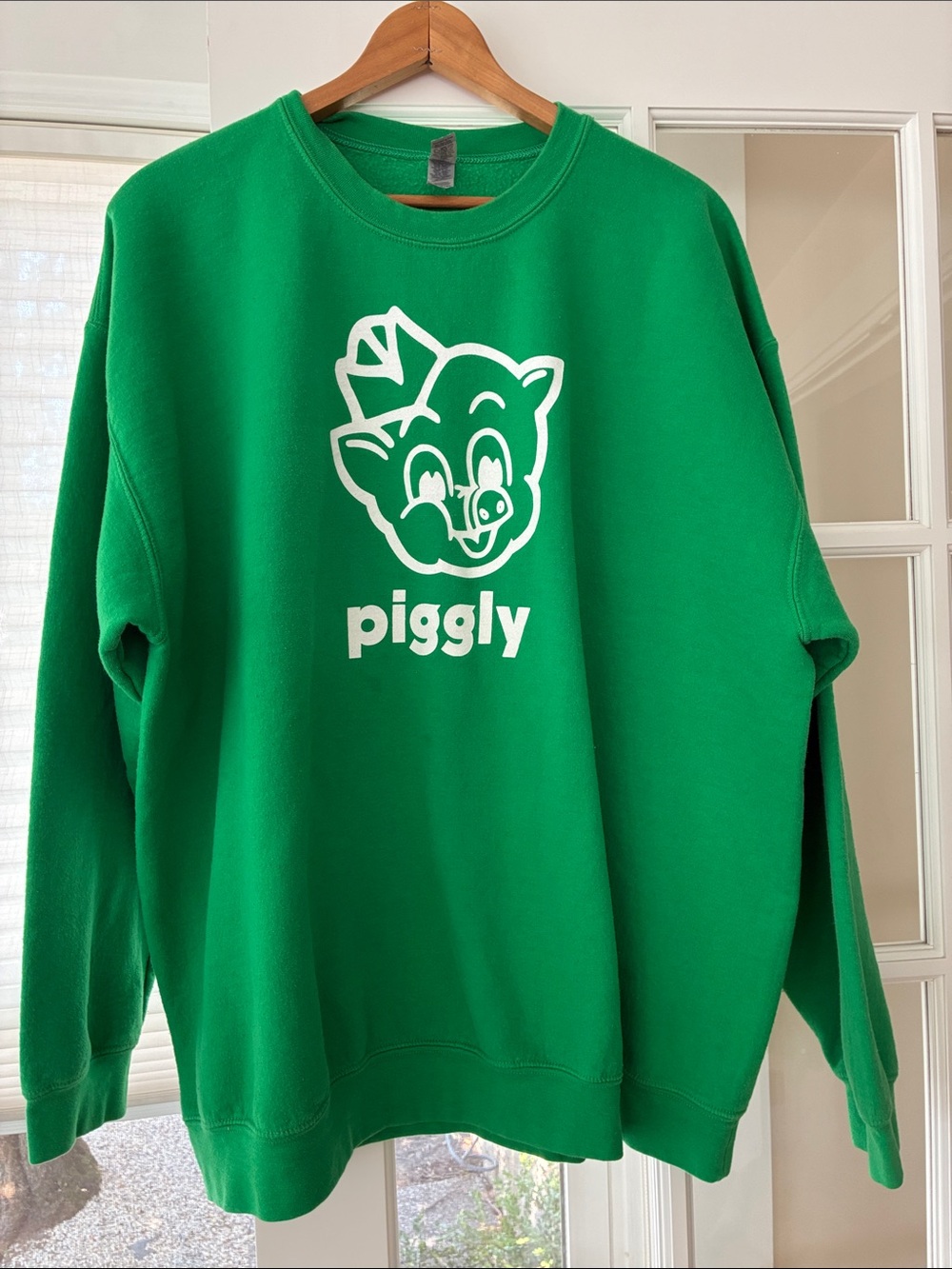 Piggly Green Graphic Sweatshirt